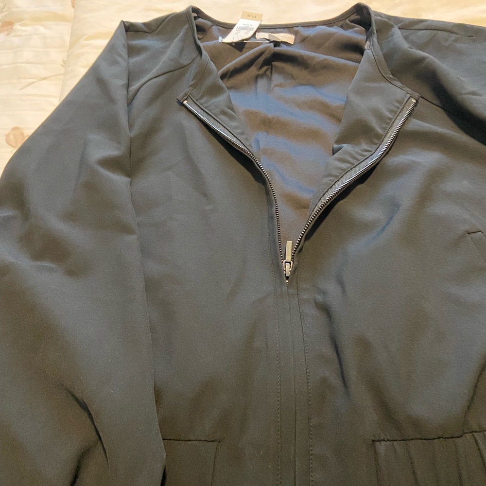 Jacket - Picture 2 of 4